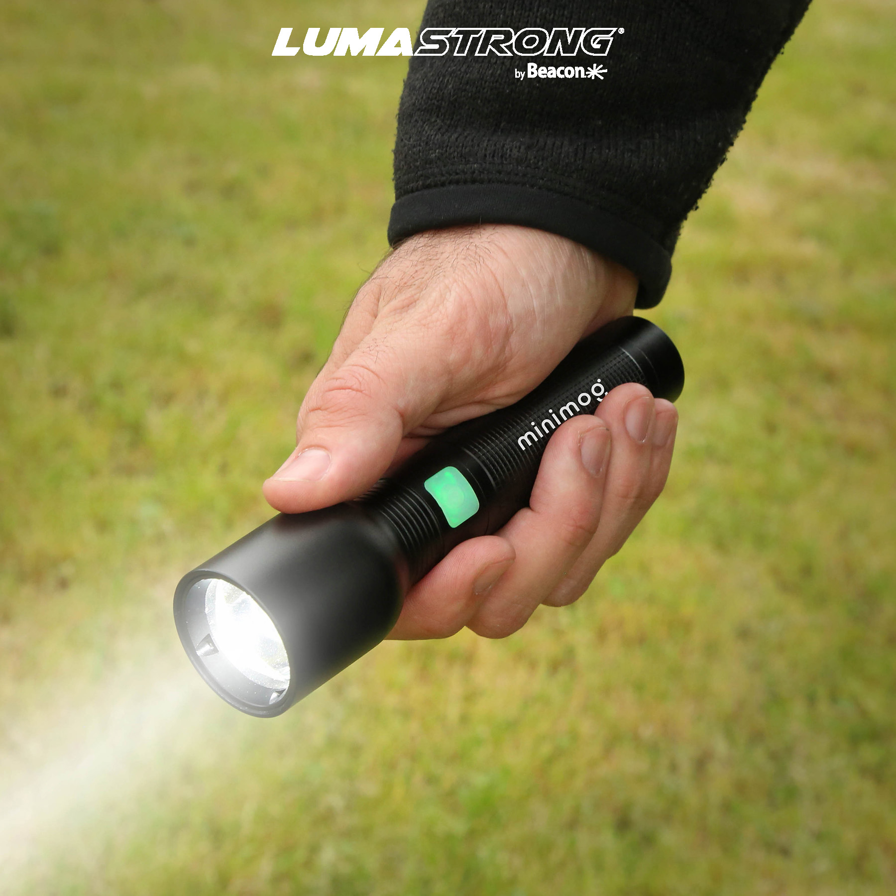 reNew Extreme Rechargeable Zoom Flashlight